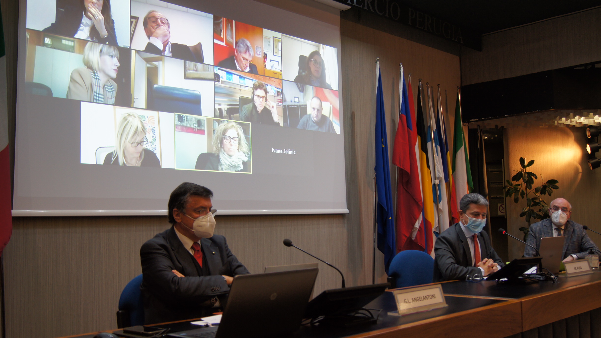Costituita la Camera di Commercio dell’Umbria. Insediato il Consiglio camerale: il primo Presidente è Giorgio Mencaroni.